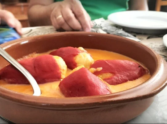 Restaurante Asador Cuevas del Águila: gastronomía de Gredos en Arenas de San Pedro